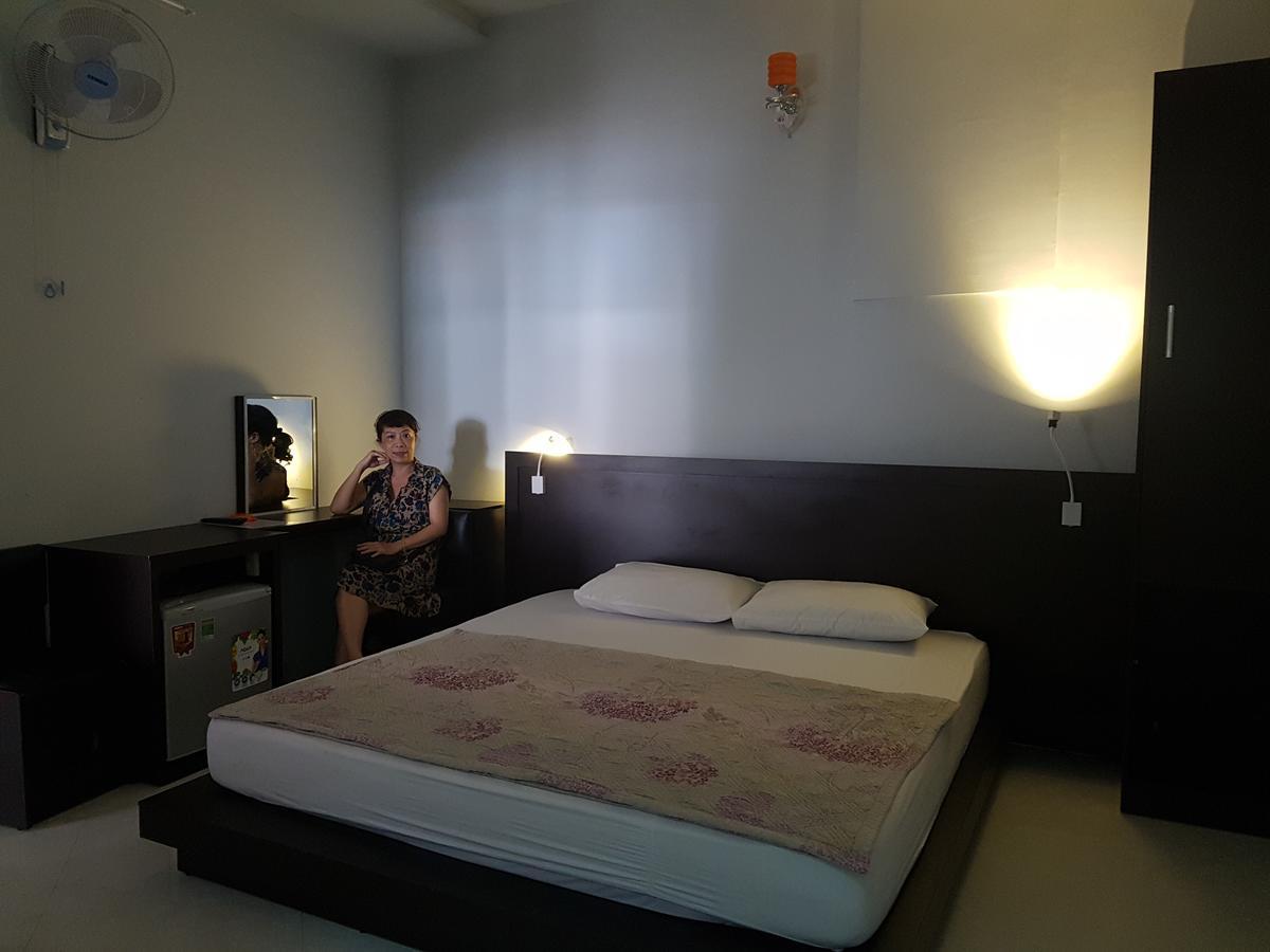 Bac Huong Hotel Kon Tum Exterior foto